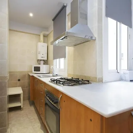 Centrico Zona Ramblas 21y11 דירה *